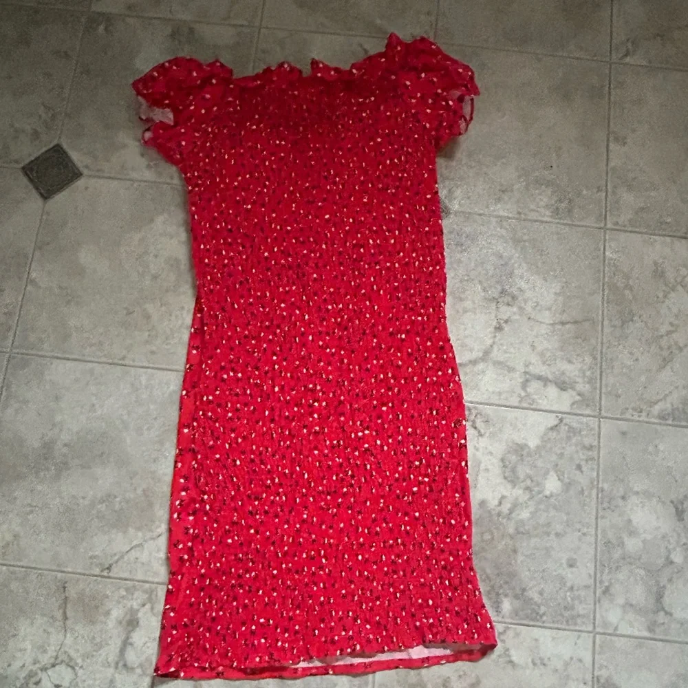 Red Off-Shoulder Mini Dress - Picture 3 of 3